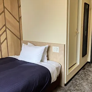 https://livemax-budget-umeda.hotels-osaka.net